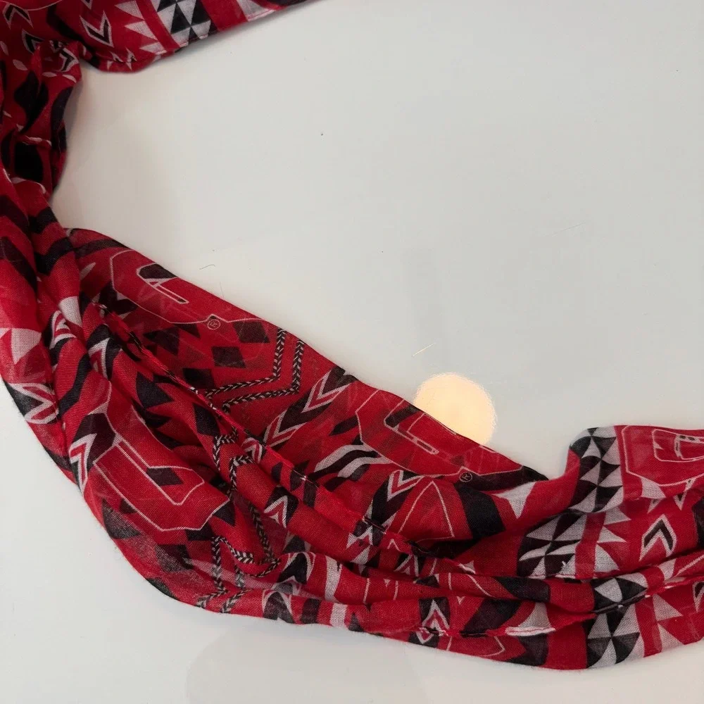 Oklahoma Sooners OU Red Black White Geometric Logo‎ Infinity Loop Scarf